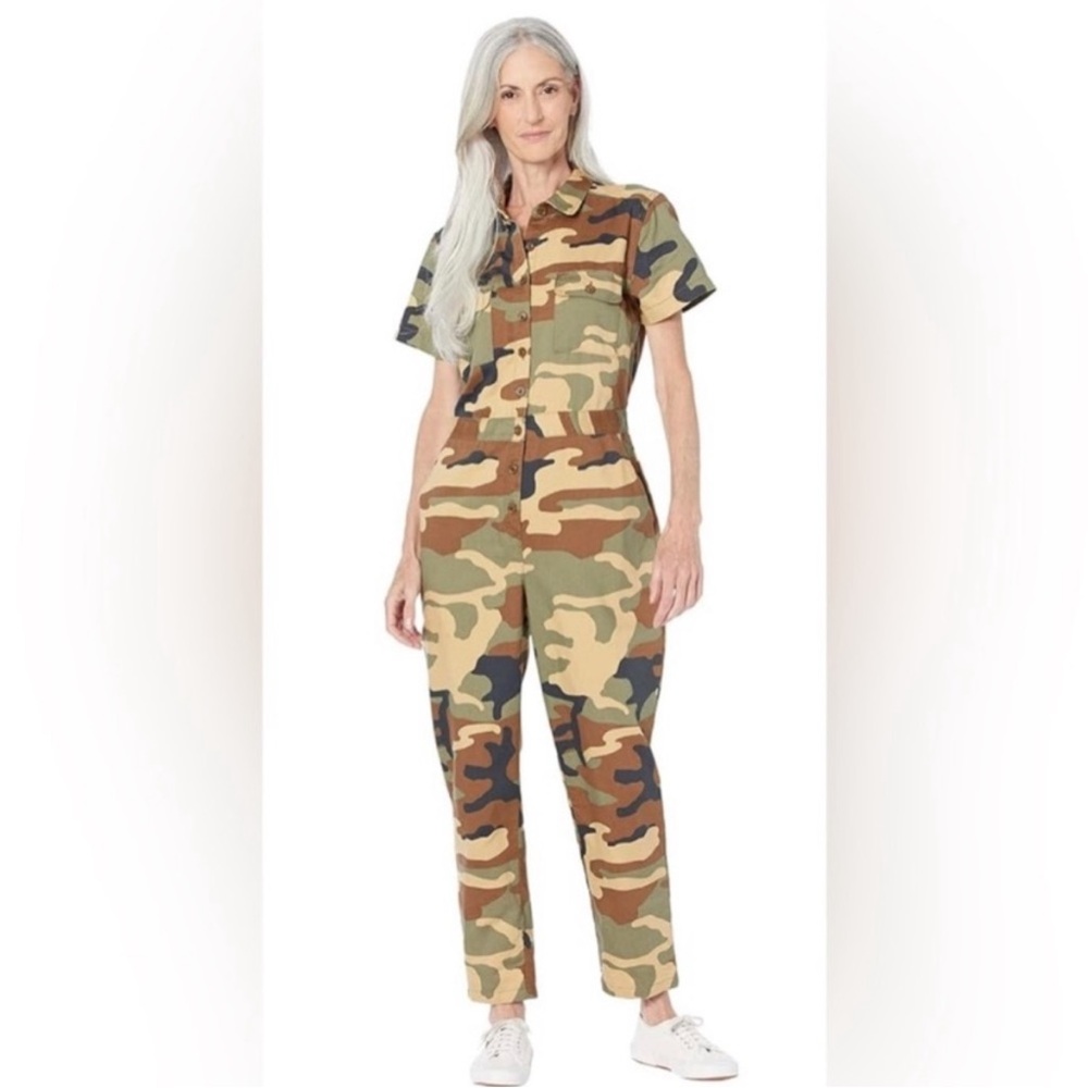 Outerknown Army Camo S.E.A. Jumpsuit Size small
nWT - Picture 2 of 5